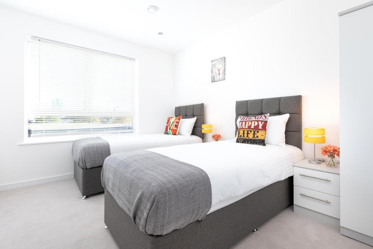Skyvillion - Olympic View London Stratford Apartment Екстериор снимка