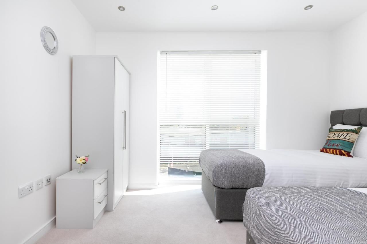 Skyvillion - Olympic View London Stratford Apartment Екстериор снимка
