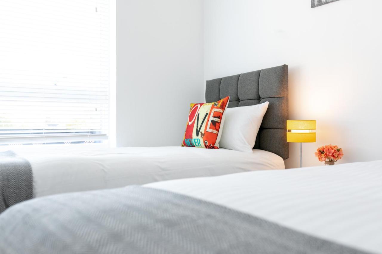 Skyvillion - Olympic View London Stratford Apartment Екстериор снимка