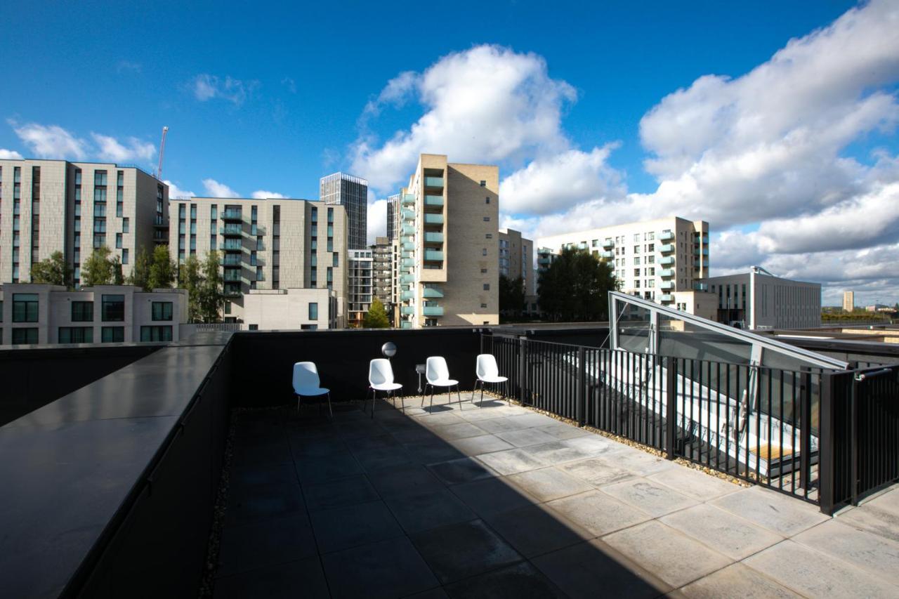 Skyvillion - Olympic View London Stratford Apartment Екстериор снимка